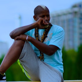 kenzo mendy taking dance workshow at twist n turns